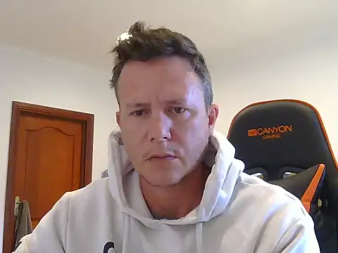 TroyDieselXXX online show from 04.19.26