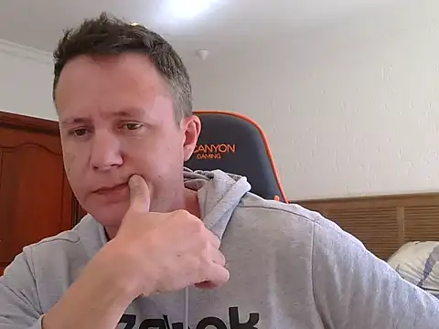 TroyDieselXXX online show from 05.10.26
