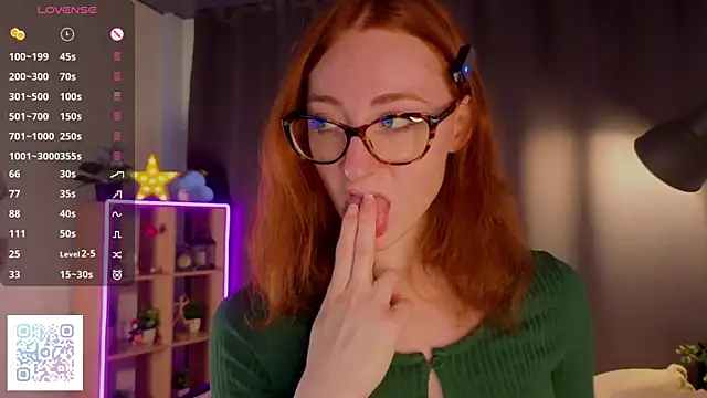 VeronaHascall online show from 10.21.25