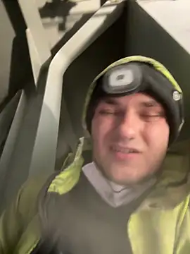 Snapshot of egor7777yd chatting on 10.20.25 egor7777yd online show from 10.20.25