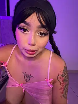 lucialauper  online show from 03.24.26