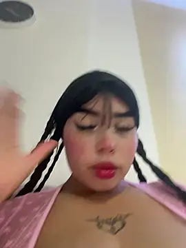Snapshot of lucialauper_ chatting on 06.27.26 lucialauper online show from 06.27.26