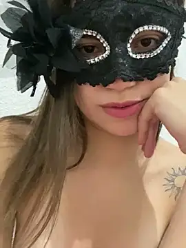 Snapshot of Margarethbaby chatting on 10.30.25 Margarethbaby online show from 10.30.25