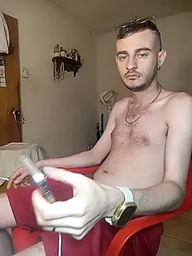 Snapshot of bigcockwhite777 chatting on 09.11.25 bigcockwhite777 online show from 09.11.25