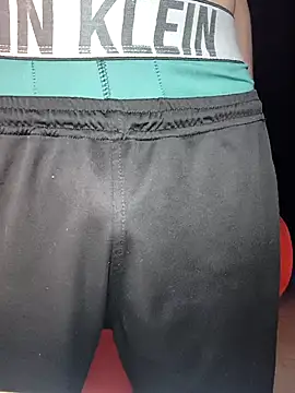 Snapshot of bigcockwhite777 chatting on 10.16.25 bigcockwhite777 online show from 10.16.25