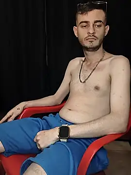 Snapshot of bigcockwhite777 chatting on 12.16.25 bigcockwhite777 online show from 12.16.25