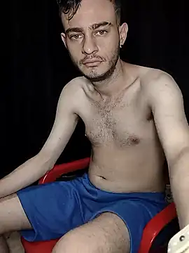 Snapshot of bigcockwhite777 chatting on 01.06.26 bigcockwhite777 online show from 01.06.26