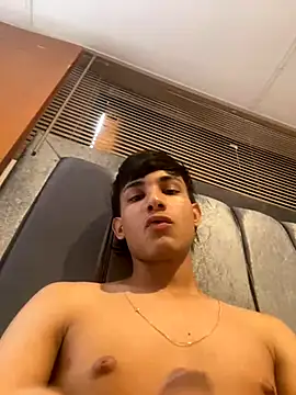 Snapshot of cody_fox10 chatting on 09.16.25 cody fox10 online show from 09.16.25