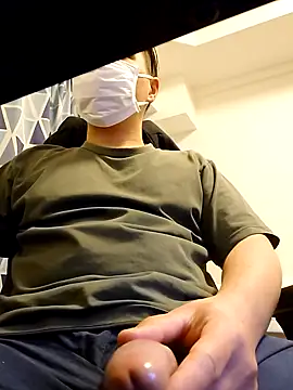 Snapshot of xneko_ chatting on 02.24.26 xneko online show from 02.24.26