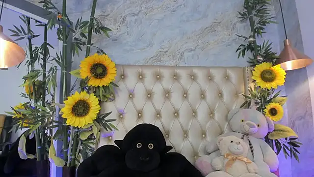 Snapshot of LittleeJaz chatting on 07.14.26 LittleeJaz online show from 07.14.26