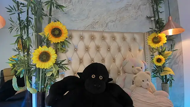Snapshot of LittleeJaz chatting on 07.31.26 LittleeJaz online show from 07.31.26