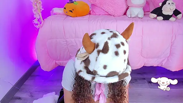 hannacutegod online show from 10.27.25