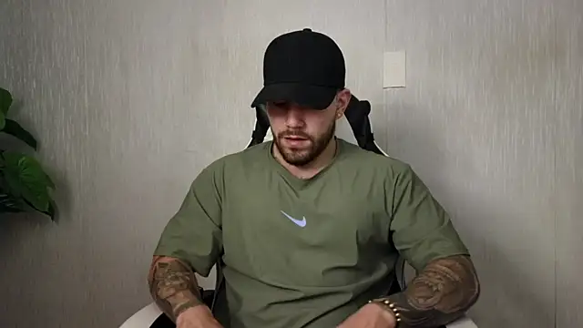 Ades Lowe online show from 10.24.25