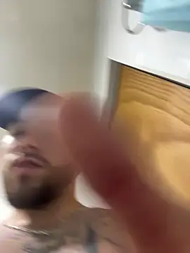 Ades Lowe online show from 10.26.25