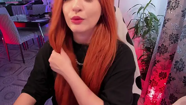 Snapshot of Sserendipityy chatting on 06.29.26 Sserendipityy online show from 06.29.26