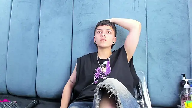 Snapshot of Megan_Thompson_ chatting on 02.11.26 Megan Thompson online show from 02.11.26