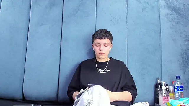 Megan Thompson  online show from 03.27.26