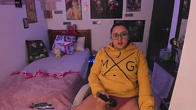 Cherry blush  online show from 02.09.26