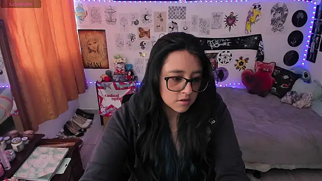 Cherry blush  online show from 04.22.26