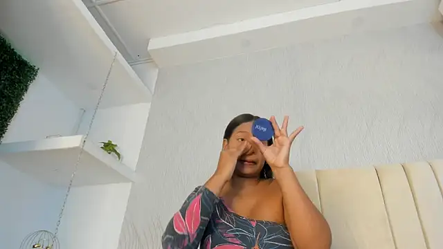 Snapshot of keyla_mejia chatting on 05.16.26 keyla mejia online show from 05.16.26