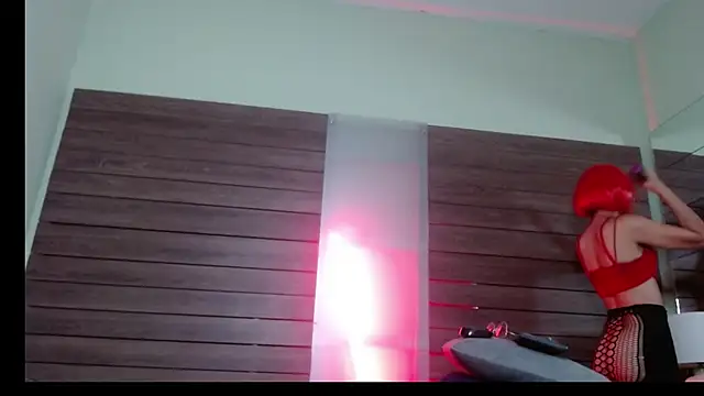 Karol Yessenia online show from 09.18.25