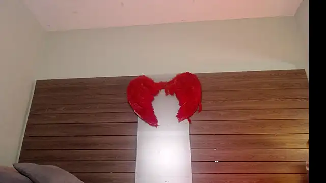 Karol Yessenia online show from 10.08.25