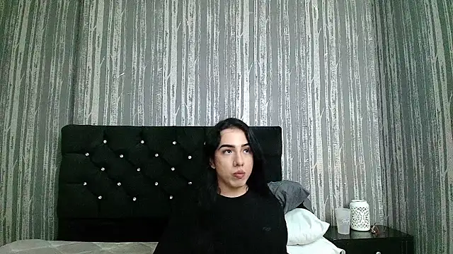 Alicee Moonn online show from 05.13.26