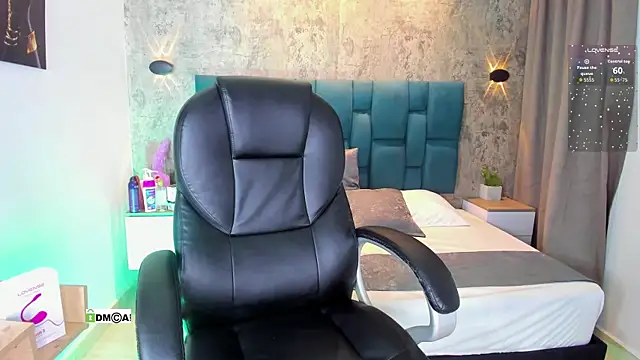 Snapshot of susanasmith18 chatting on 11.24.25 susanasmith18 online show from 11.24.25