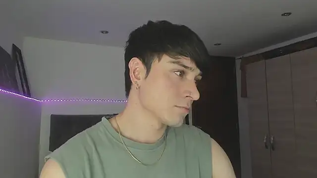 Snapshot of stevve_14 chatting on 01.13.26 stevve 14 online show from 01.13.26