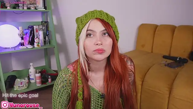 Snapshot of YunoRose_ chatting on 01.12.26 YunoRose online show from 01.12.26