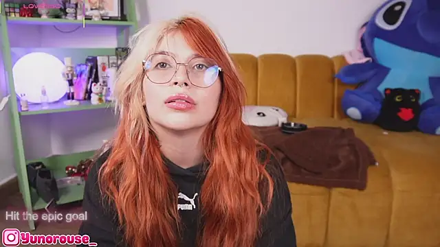 Snapshot of YunoRose_ chatting on 02.08.26 YunoRose online show from 02.08.26