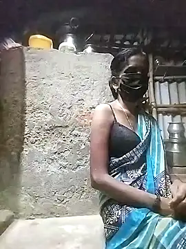 Snapshot of Tamilauntyhot chatting on 11.06.25 Tamilauntyhot online show from 11.06.25