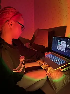 Snapshot of AsiaVegas chatting on 03.03.26 AsiaVegas online show from 03.03.26