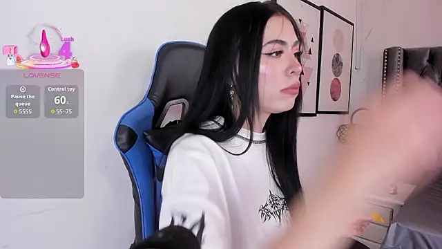 Snapshot of Anya_Belth chatting on 02.16.26 Anya Belth online show from 02.16.26