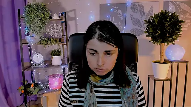 MartaEdams online show from 04.27.26