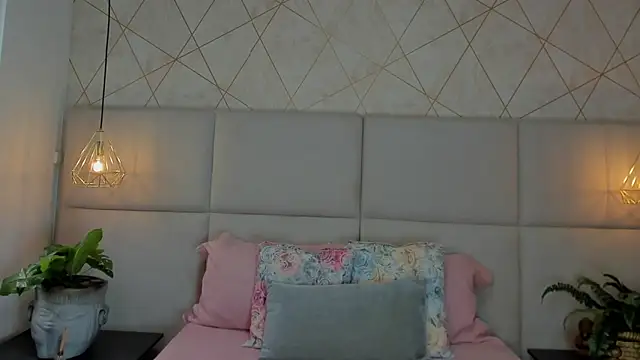 SamayRyann online show from 04.23.26