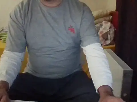 Snapshot of st206boy chatting on 10.04.25 st206boy online show from 10.04.25