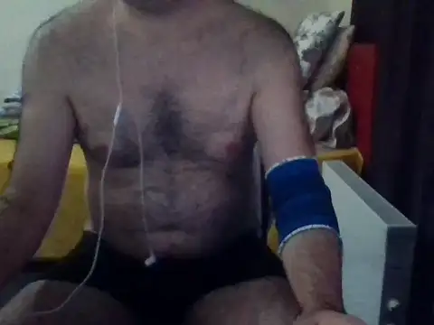 Snapshot of st206boy chatting on 10.04.25 st206boy online show from 10.04.25