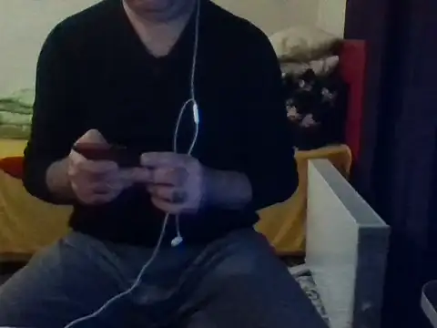 Snapshot of st206boy chatting on 10.05.25 st206boy online show from 10.05.25