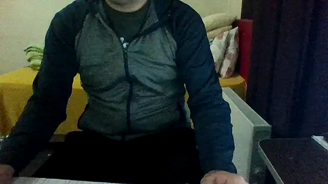 Snapshot of st206boy chatting on 10.21.25 st206boy online show from 10.21.25