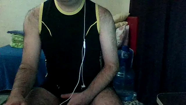 Snapshot of st206boy chatting on 12.15.25 st206boy online show from 12.15.25