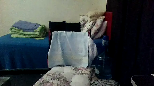 Snapshot of st206boy chatting on 12.23.25 st206boy online show from 12.23.25