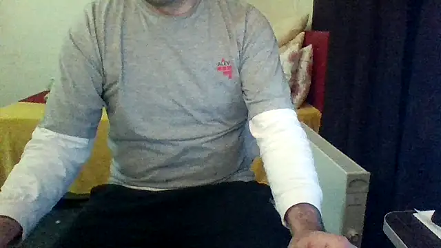 Snapshot of st206boy chatting on 01.14.26 st206boy online show from 01.14.26