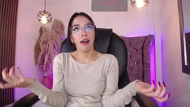 Amara Davis online show from 02.03.26