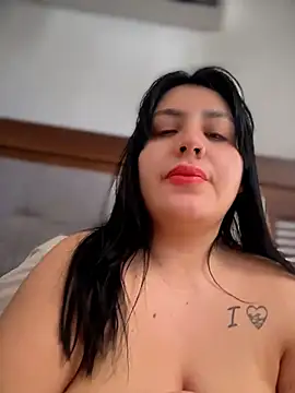 Snapshot of victoria_amatista_ chatting on 07.05.26 victoria amatista online show from 07.05.26