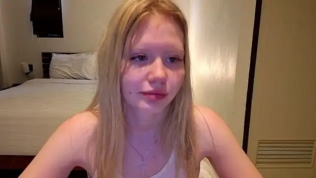 Snapshot of Wendy_228 chatting on 06.17.26 Wendy 228 online show from 06.17.26