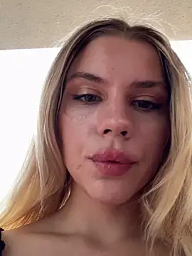 SexyMommyKate online show from 09.10.25