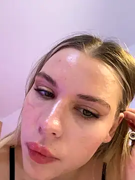 SexyMommyKate online show from 09.19.25