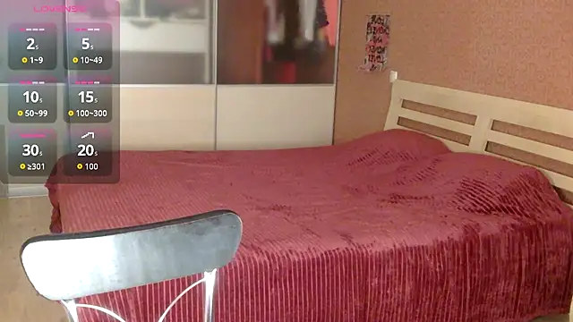 Snapshot of Cassie_Pinkkk chatting on 11.19.25 Cassie Pinkkk online show from 11.19.25