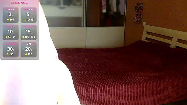 Snapshot of Cassie_Pinkkk chatting on 11.27.25 Cassie Pinkkk online show from 11.27.25